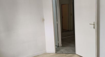 Maison 3 pièces de 78 m² à Pisany (17600)