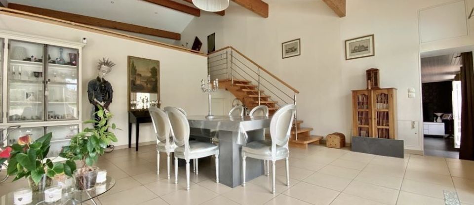 Maison 5 pièces de 254 m² à Barbaste (47230)