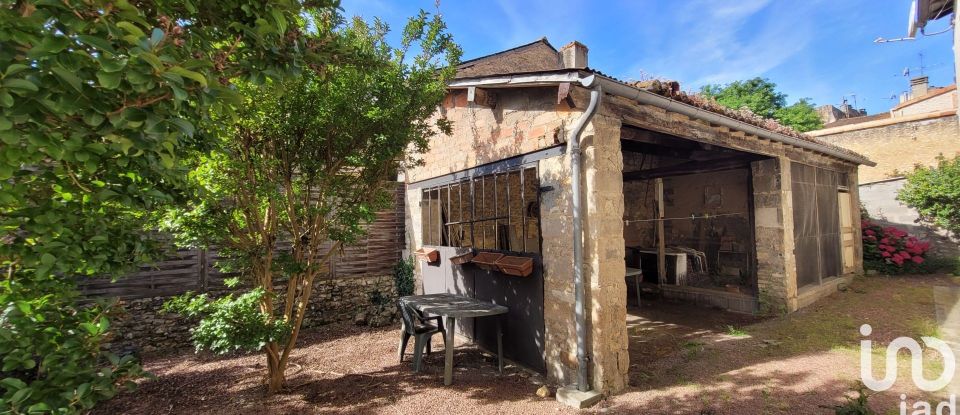 Maison 4 pièces de 82 m² à Saint-Loup-Lamairé (79600)