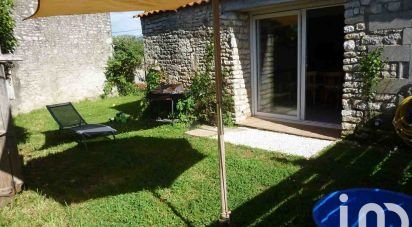 House 9 rooms of 238 m² in Fontenay-le-Comte (85200)