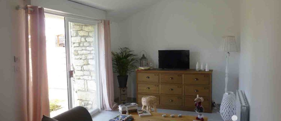 House 9 rooms of 238 m² in Fontenay-le-Comte (85200)