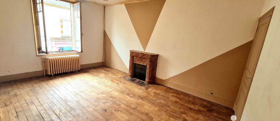 Maison de ville 7 pièces de 193 m² à Lurcy-Lévis (03320)