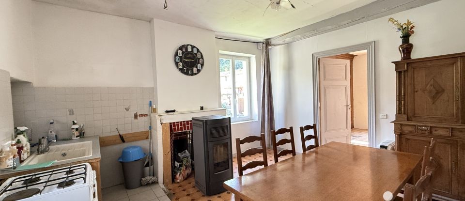 Maison 6 pièces de 105 m² à Cerdon (01450)