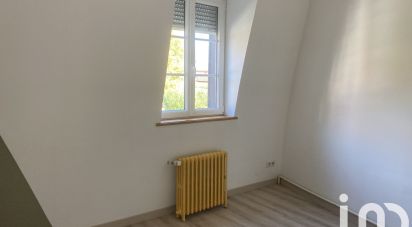 Maison 4 pièces de 77 m² à Villers-Bretonneux (80800)