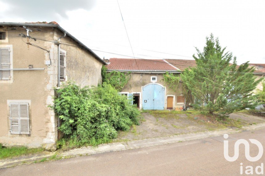 Ferme 4 pièces de 200 m² à Ourches-sur-Meuse (55190)