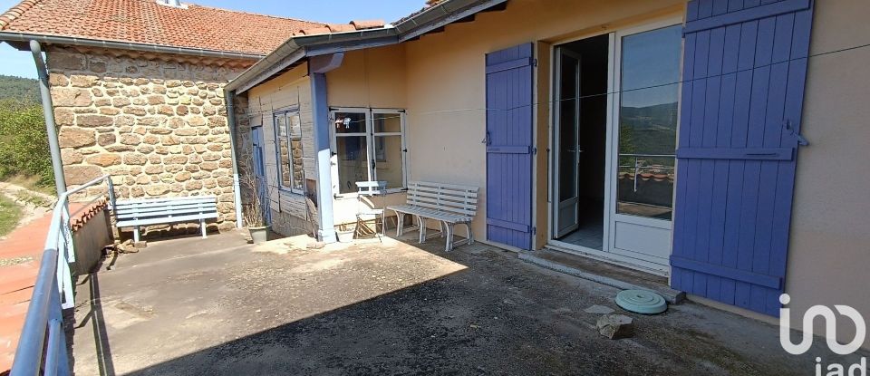 House 3 rooms of 77 m² in Saint-Félicien (07410)