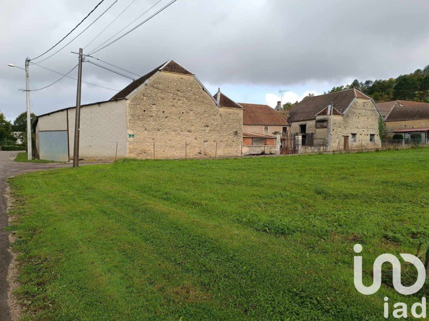 Maison de campagne 4 pièces de 116 m² à Étourvy (10210)