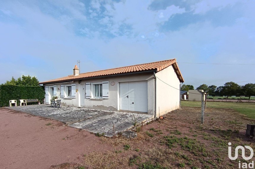 Maison 4 pièces de 78 m² à Saint-Varent (79330)