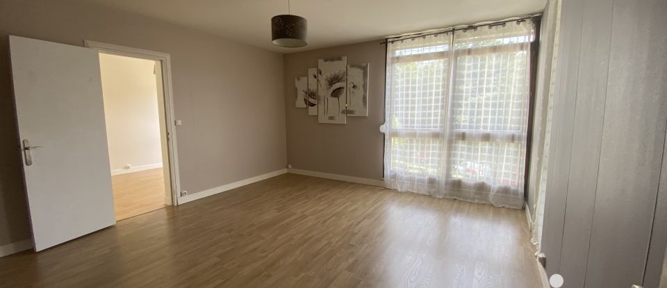 Appartement 4 pièces de 72 m² à Avon (77210)