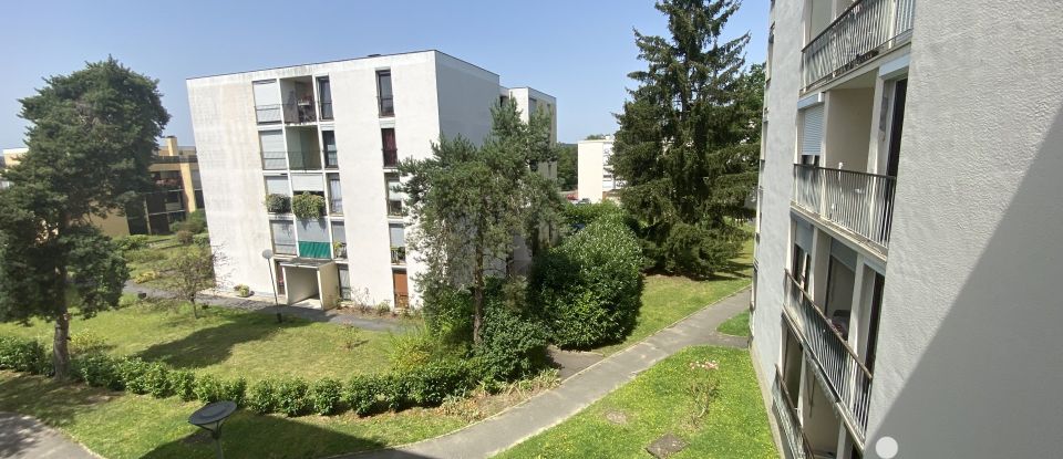 Apartment 4 rooms of 72 m² in Avon (77210)