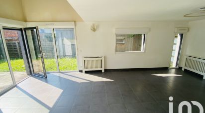 House 3 rooms of 81 m² in Seclin (59113)