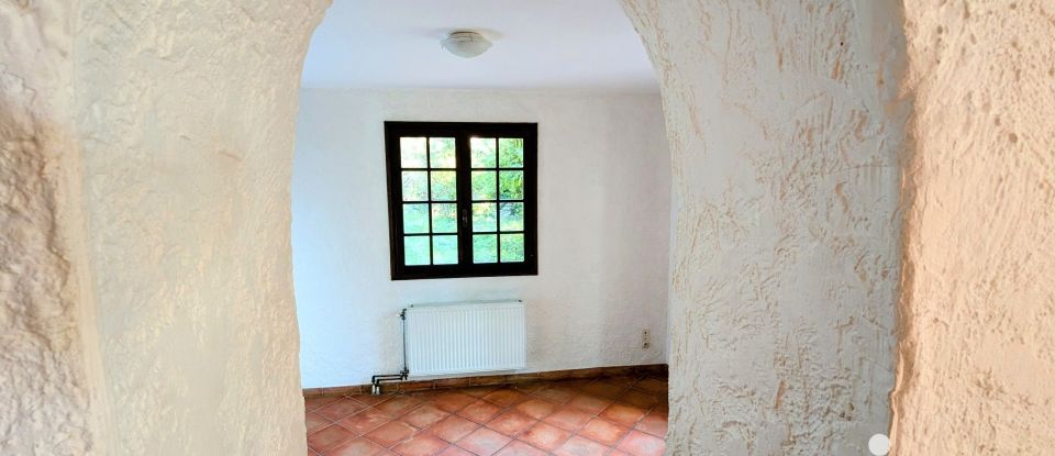 Maison 5 pièces de 170 m² à Aouste-sur-Sye (26400)