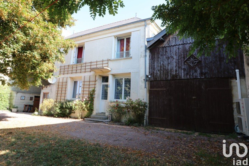 House 6 rooms of 122 m² in Vaudelnay (49260)