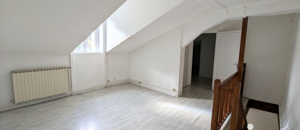 Duplex 4 pièces de 90 m² à La Ricamarie (42150)