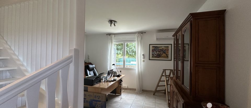 Maison traditionnelle 5 pièces de 165 m² à Villeneuve-sur-Lot (47300)