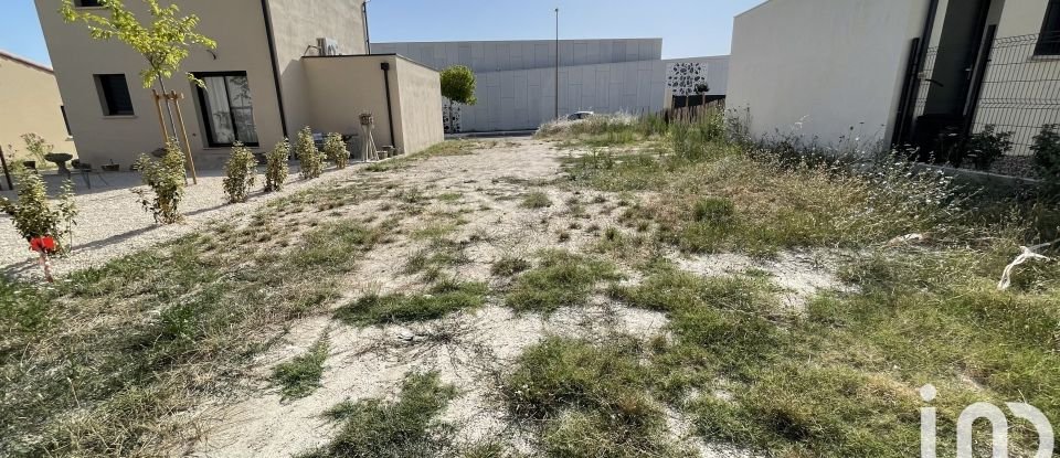 Terrain de 229 m² à Uzès (30700)