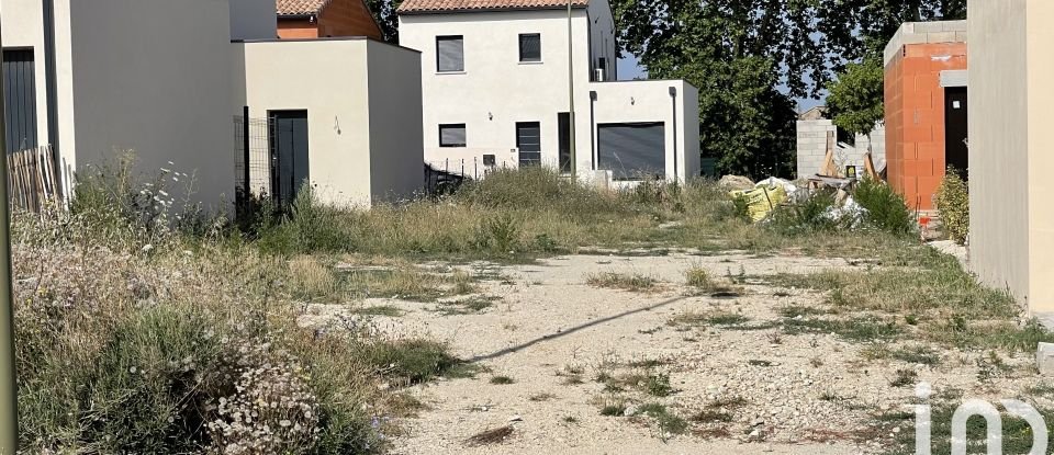 Terrain de 229 m² à Uzès (30700)