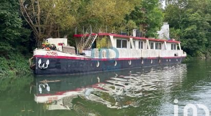 House boat 9 rooms of 250 m² in Poissy (78300)