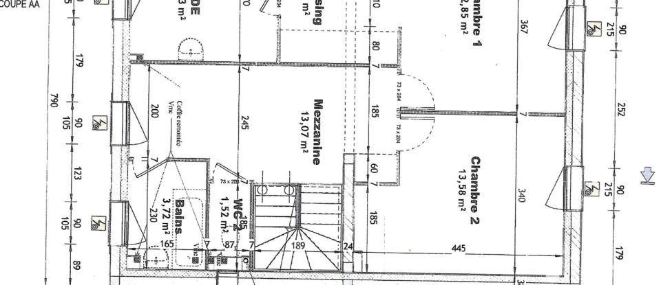 Maison traditionnelle 5 pièces de 151 m² à Quincy-Voisins (77860)