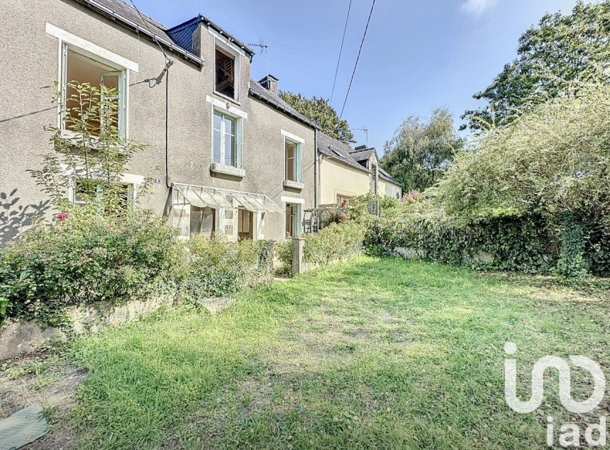 Village house 7 rooms of 130 m² in Saint-Nicolas-de-Redon (44460)