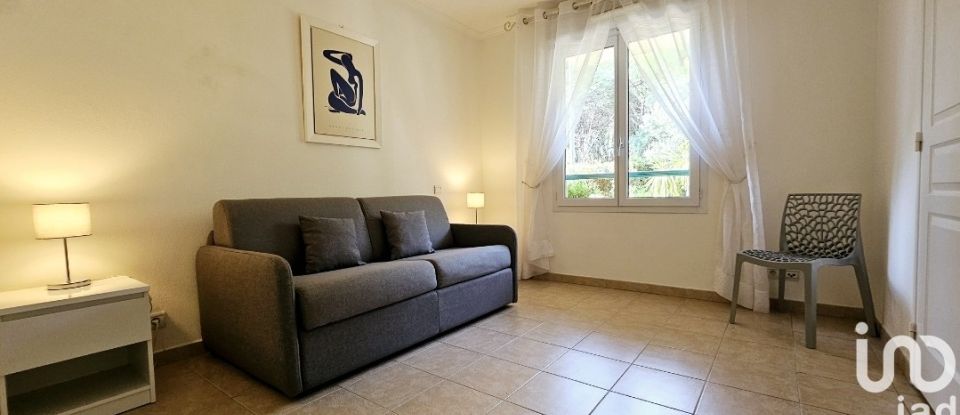 Appartement 3 pièces de 75 m² à Saint-Raphaël (83700)