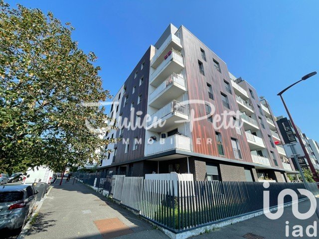 Studio 1 pièce de 28 m² à Fresnes (94260)