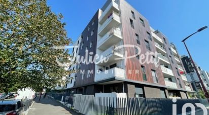 Studio 1 room of 28 m² in Fresnes (94260)