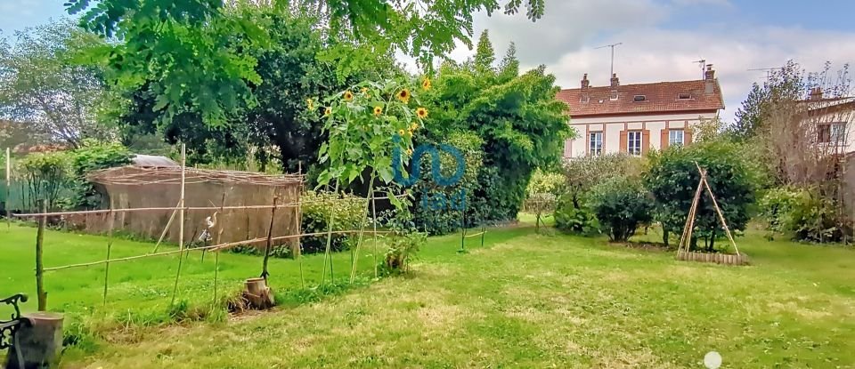 Duplex 3 rooms of 76 m² in Fontenay-Trésigny (77610)