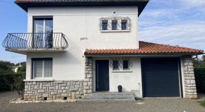 Maison 6 pièces de 155 m² à Vic-en-Bigorre (65500)