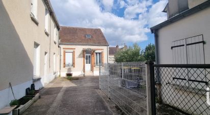 Building in Montargis (45200) of 340 m²