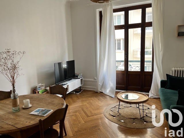 Appartement 2 pièces de 55 m² à Annecy (74000)