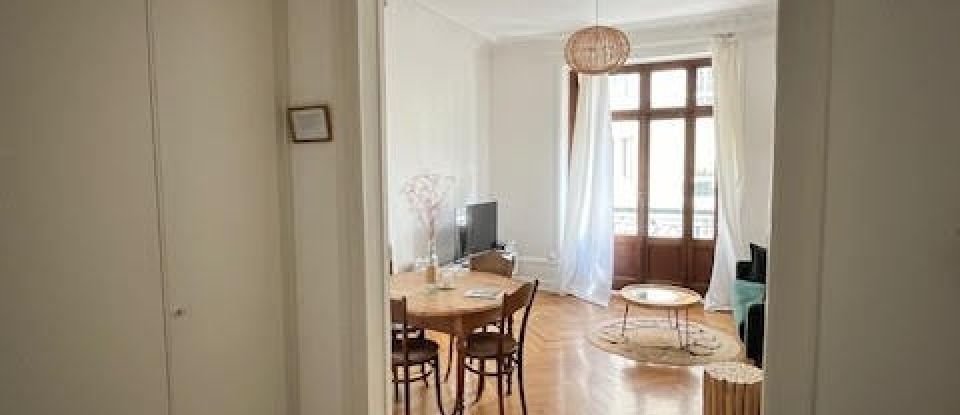 Appartement 2 pièces de 55 m² à Annecy (74000)