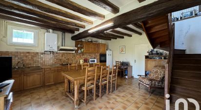 Village house 2 rooms of 68 m² in Cinais (37500)