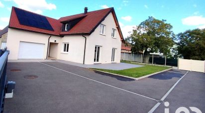 Traditional house 6 rooms of 144 m² in Ottmarsheim (68490)