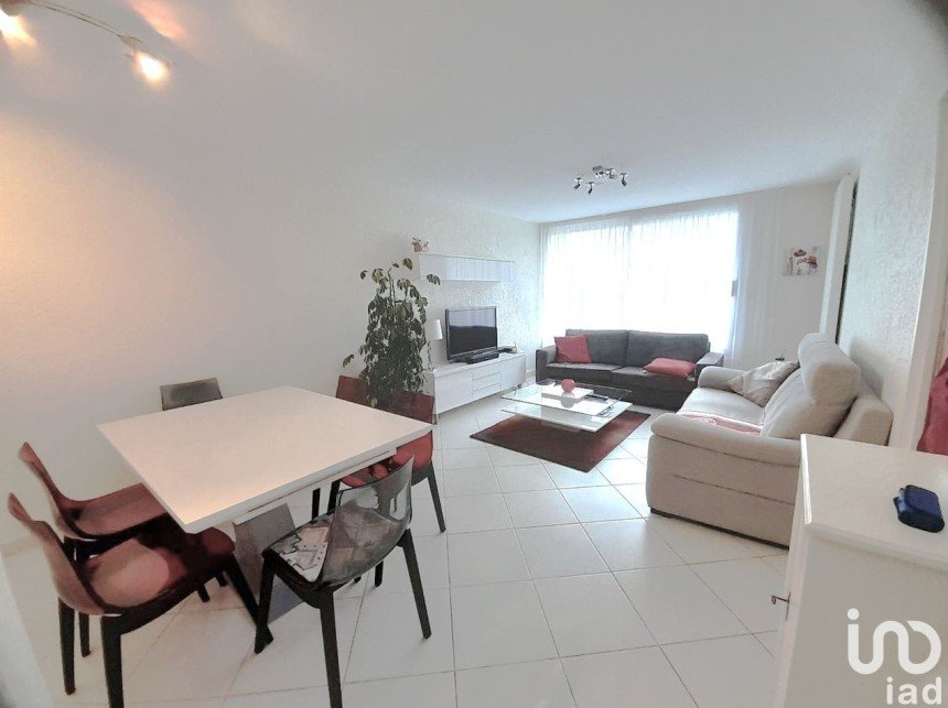 Apartment 4 rooms of 93 m² in Amiens (80090)