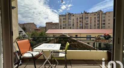 Appartement 2 pièces de 52 m² à Marseille (13008)