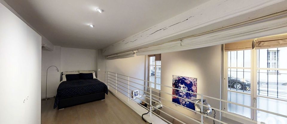 Apartment 5 rooms of 103 m² in Paris (75003)