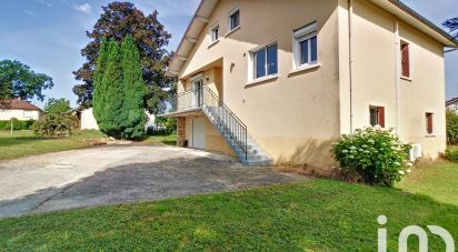 House 5 rooms of 127 m² in Chaptelat (87270)