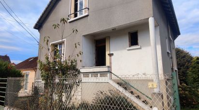 House 5 rooms of 90 m² in Argent-sur-Sauldre (18410)