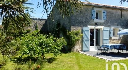 Country house 9 rooms of 231 m² in Haimps (17160)