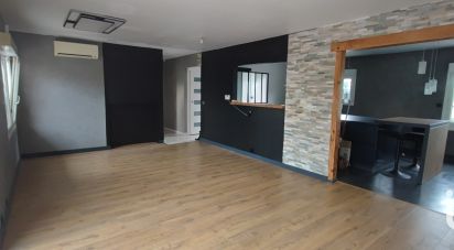 House 4 rooms of 100 m² in Gamarde-les-Bains (40380)