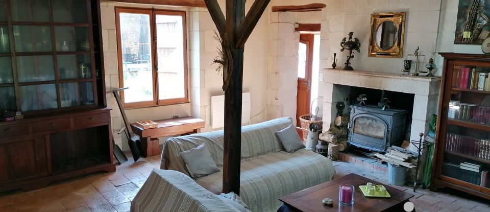 Traditional house 8 rooms of 320 m² in Marçay (37500)