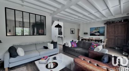 Traditional house 7 rooms of 151 m² in Soisy-sur-Seine (91450)