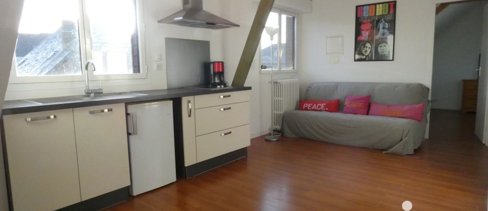 Town house 9 rooms of 215 m² in Rennes (35700)