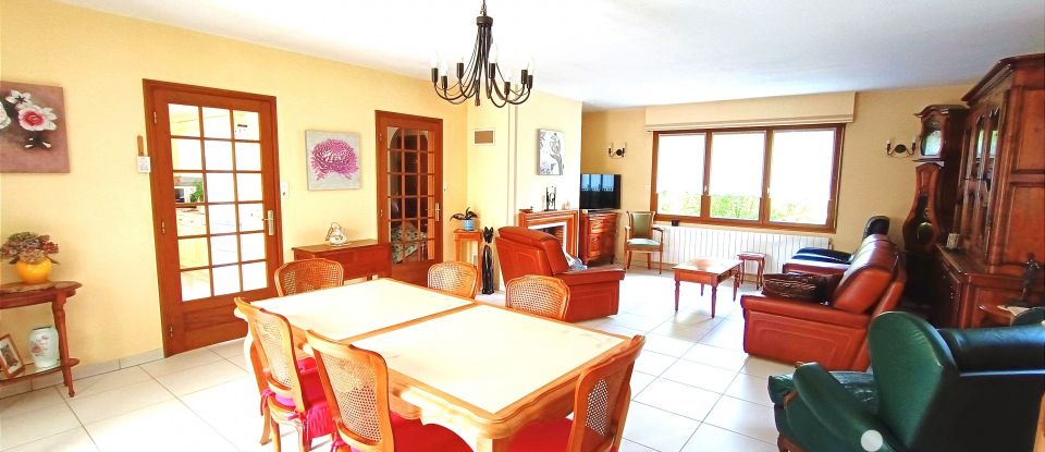 Traditional house 6 rooms of 149 m² in Ferfay (62260)