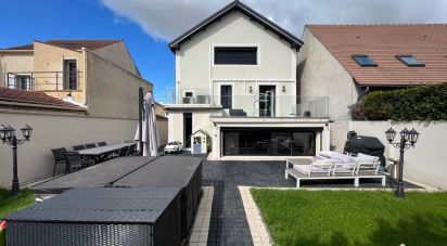 House 6 rooms of 147 m² in Paray-Vieille-Poste (91550)