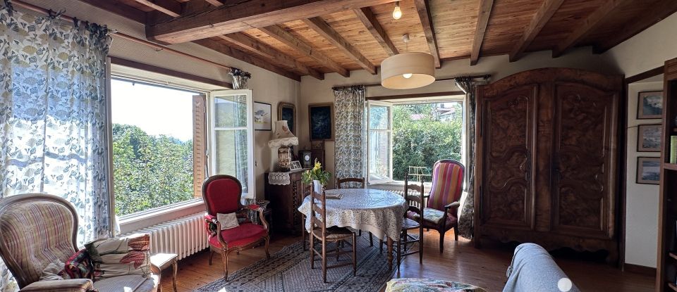 Traditional house 4 rooms of 91 m² in Palladuc (63550)