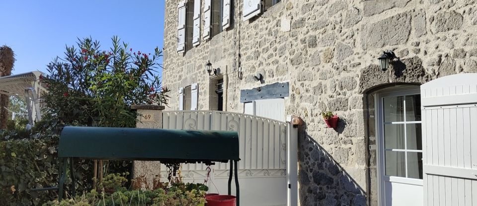 Town house 11 rooms of 292 m² in Calignac (47600)