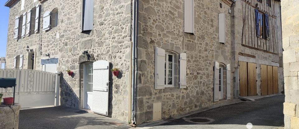 Town house 11 rooms of 292 m² in Calignac (47600)