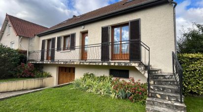 Maison 8 pièces de 128 m² à Paray-Vieille-Poste (91550)